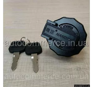 Крышка топливного бака ISUZU NQR71/70,/NLR85/NMR85 Исузу БОГДАН А-091/А-092(металл) Крышка топливного бака ISUZU NQR71/70,/NLR85/NMR85 Исузу БОГДАН А-091/А-092(металл)